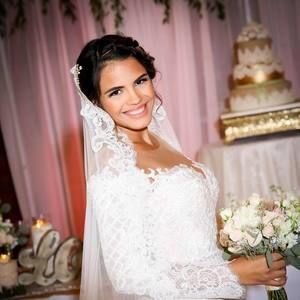 Meet your Posher, Mariela